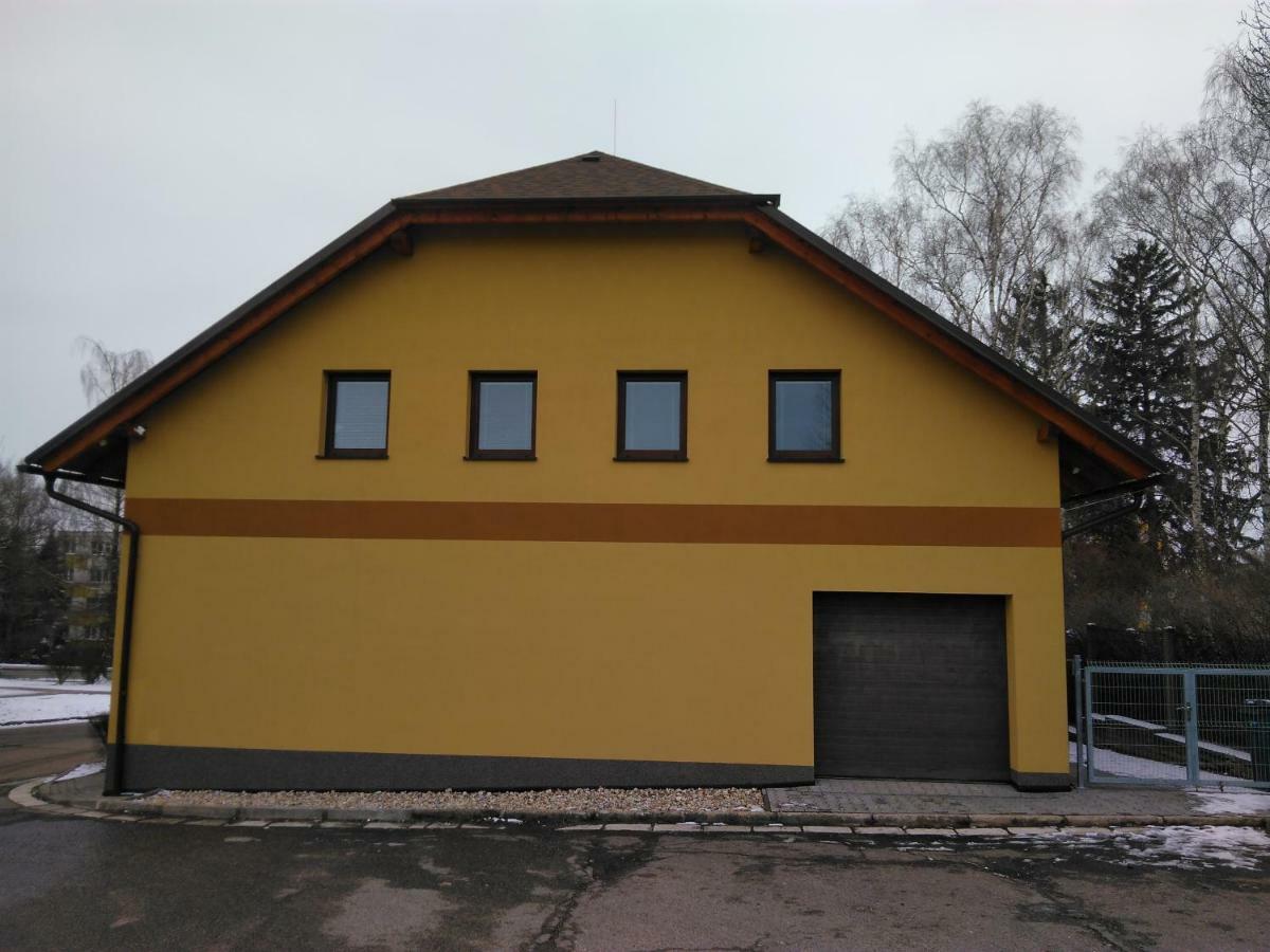 Vinoteka "U Kozu" 호텔 Nové Město nad Metují 외부 사진