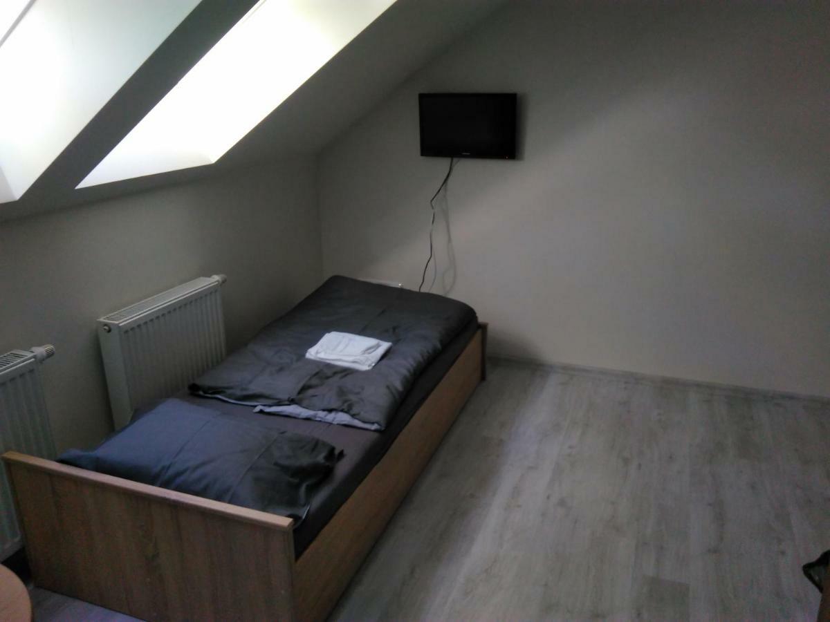 Vinoteka "U Kozu" 호텔 Nové Město nad Metují 외부 사진